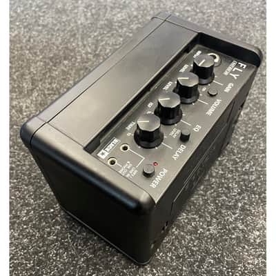 Blackstar Fly 3 Mini Portable Guitar Amplifier in Black Pre-Owned image 6