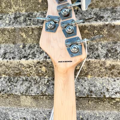 Sterling By Music Man S.U.B. Sting Ray 5 BK image 10