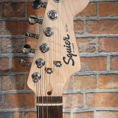 Squier Mini Stratocaster V2 Laurel Fretboard Black image 2