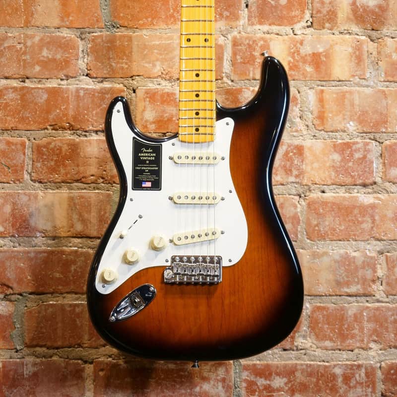 Fender American Vintage II '57 Stratocaster Left Handed - 2-Colour Sunburst