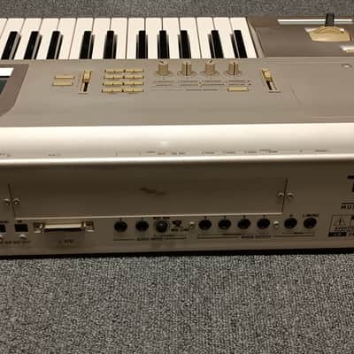 Korg Triton Studio 61 w HDD image 9
