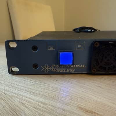 Professional Wireless Systems PWS GX-4 IEM Antenna Combiner Bild 2