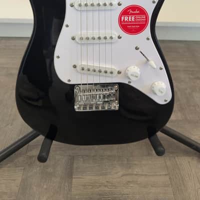 Squire Mini Strat V2 BLK image 2