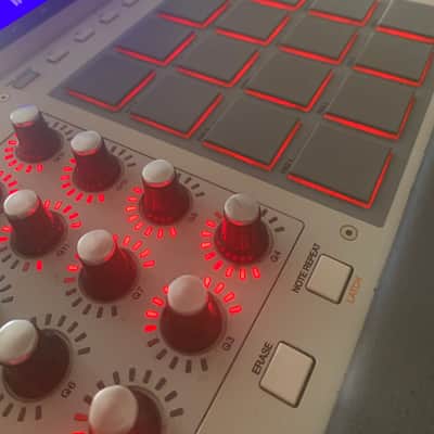 Akai MPC Renaissance Excellent conditions image 2