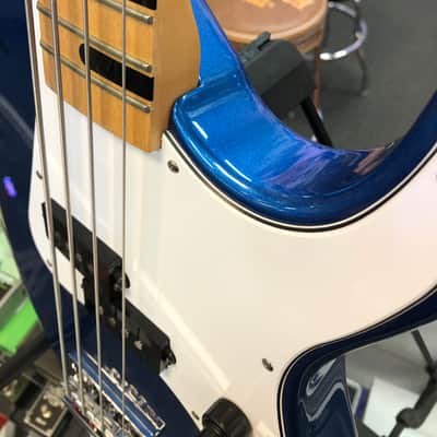 Yamaha Attitude Custom Billy Sheehan Autographed Bass 1992 with Original Case - Pre Owned image 10