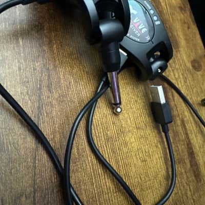 Xvive U2 Wireless Guitar System - Black image 3