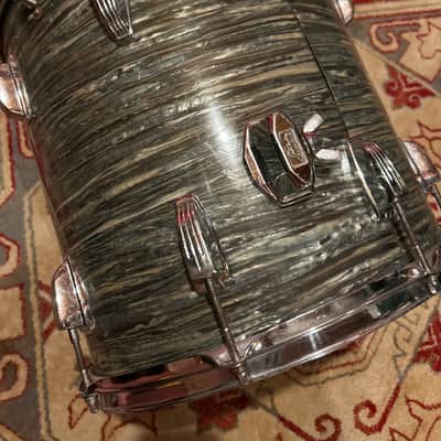 Ludwig Super Classic 14” x 14” Floor Tom 1965 - Blue Oyster Pearl image 4