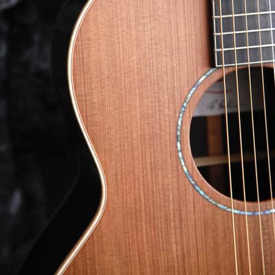 Lowden F-35c Sinker Redwood/Rosewood Cutaway Acoustic Guitar image 7