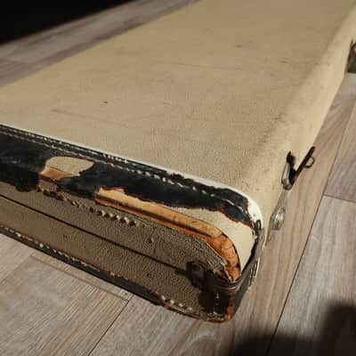 Fender Jazz / Precision 1963 rare cream case image 8