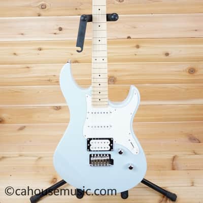 Yamaha PAC112VM-ICB Pacifica HSS - Ice Blue image 10
