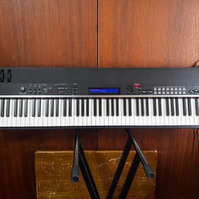 Yamaha CP4 88-Key Stage Piano w/ case image 1