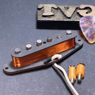General Vintage Tone Neck pickup hand wound for Stratocaster ®️ Scatter wound Pre CBS type 60’s - Non aged image 1
