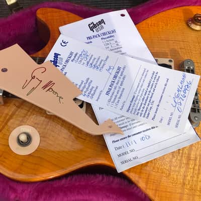 2000 Gibson Gary Moore Signature Les Paul Lemonburst image 21