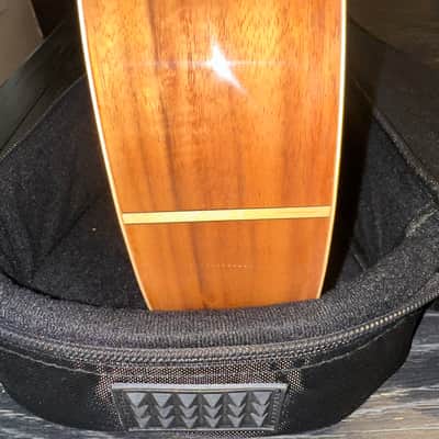 Makaio MKC-10 Koa Concert Ukulele - Natural Excellent image 8