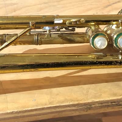 1958 F.E. Olds & Son Mendez Gold Lacquered Professional Bb Trumpet with Mouthpiece and Case image 7
