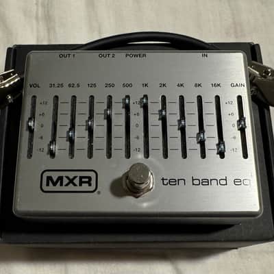 MXR M108S 10-band EQ 18v - Silver