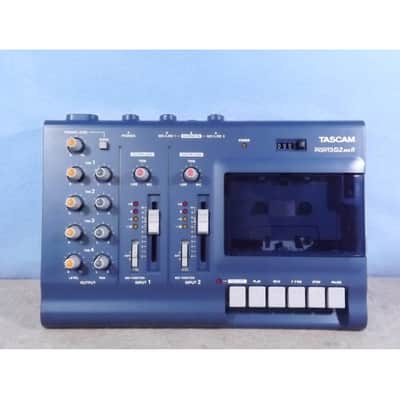 TASCAM PORTA02 mkII ミニスタジオ レコーダー マイク付き TASCAM PORTA02 MKII マルチトラックレコーダー カセットMTR
