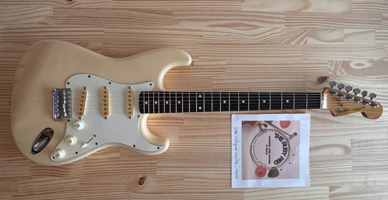 Fender Stratocaster MIJ Made In Japan E serial 1989 Olympic White Rosewood fretboard in Very Good Condition image 1