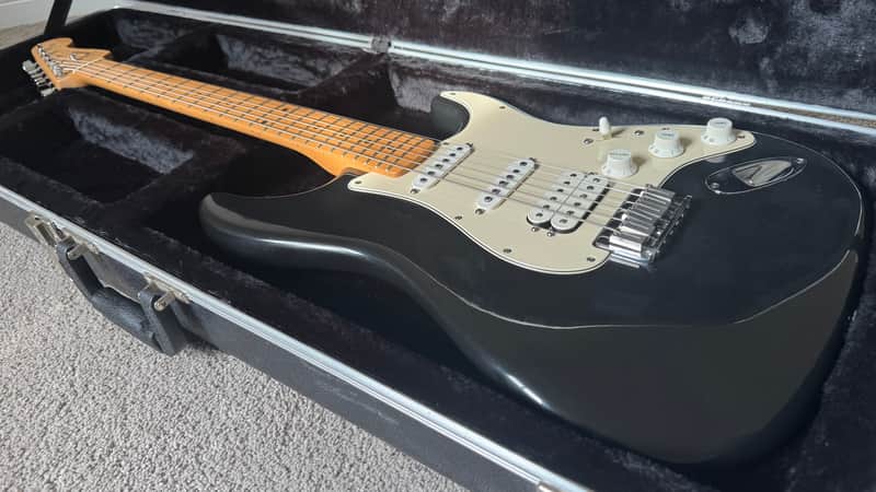 Fender Sub-Sonic Baritone Stratocaster American HSS Black - 2001 image 1