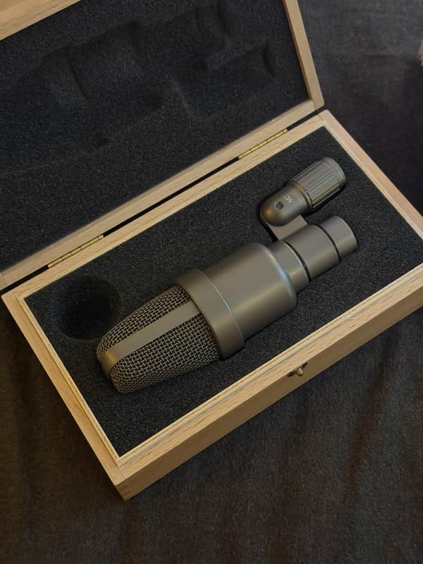 Microtech Gefell M930 TS Large Diaphragm Cardioid Condenser Microphone image 1