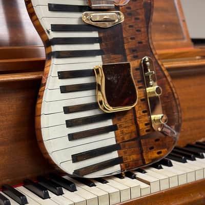 Gepettos Guild Piano Guitar image 1