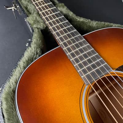 Martin D-18 Standard w/Hardshell Case - 1933 Ambertone (2025) image 4