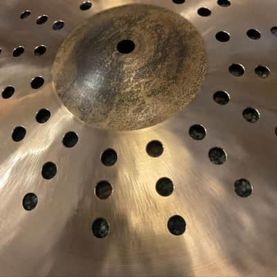 (MINT) Aisen 14" X-Dry Holy China Cymbal image 4