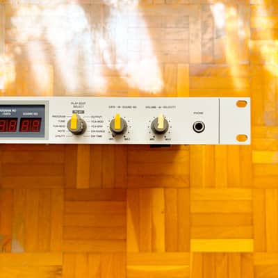 Legendary Akai XE8 MIDI Drum Expander (Japan, 1988)! With 2 extra original super rare ROM cards! image 5