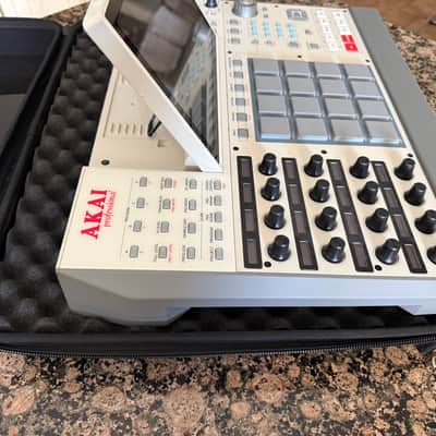 Akai MPC X Special Edition Standalone Sampler / Sequencer 2023 - Present - Grey image 10