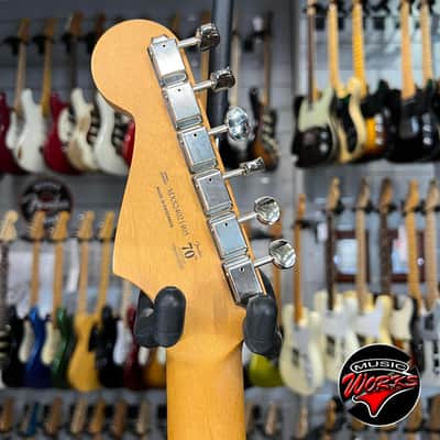 Fender 70 Th Anniversary Player Stratocaster Nebula Noir Ltd image 6