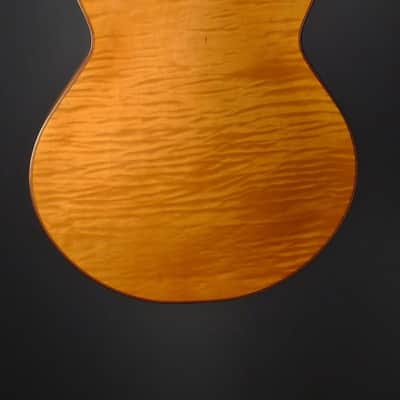 Holst Custom Instruments 16" Archtop image 3