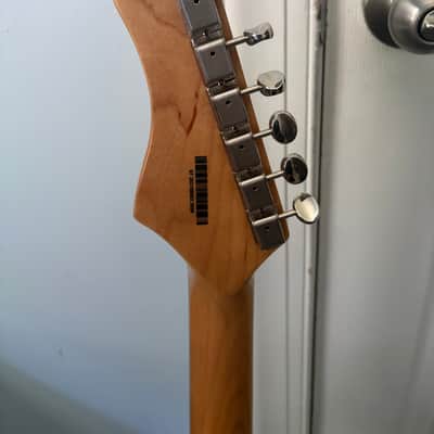 Tagima T-635 Classic Series - Upgraded Bill Lawrence L500 Humbucker (Original Parts Included + Gig Bag & Strap) - Surf Green image 4