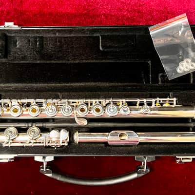 Yamaha YFL 282 Open Hole Flute 🔥 Plays Great🔥 Gorgeous 😎 image 2