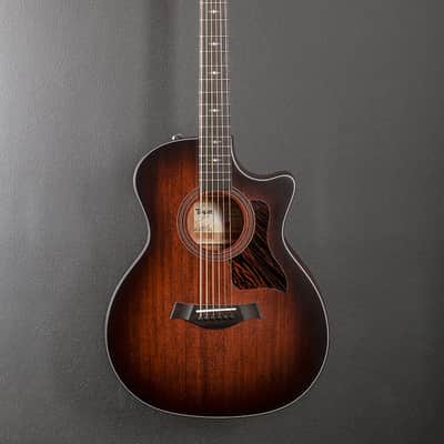 Taylor 324CE Baritone 6 Limited image 3