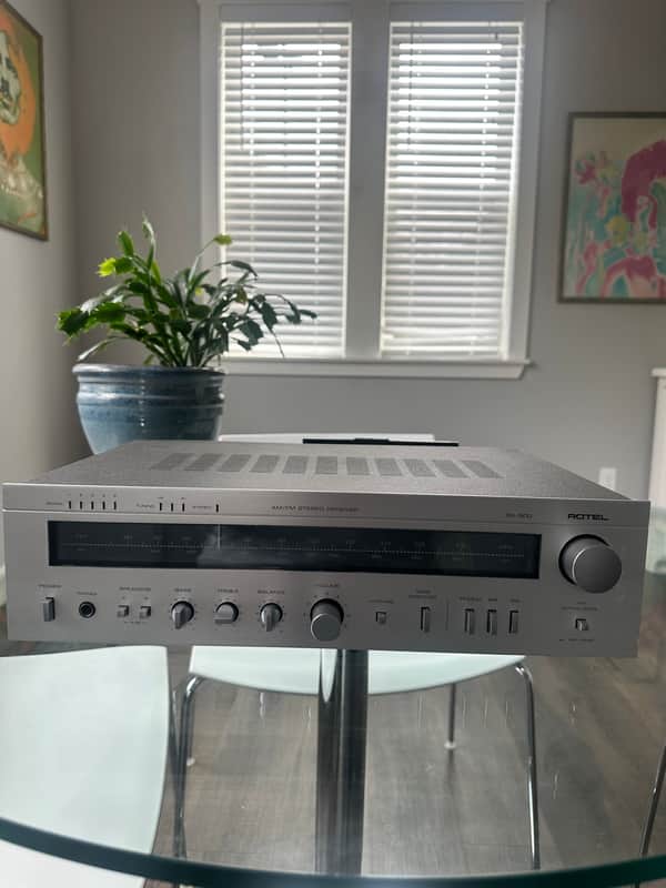 Rotel RX-500 1980 - Silver image 1