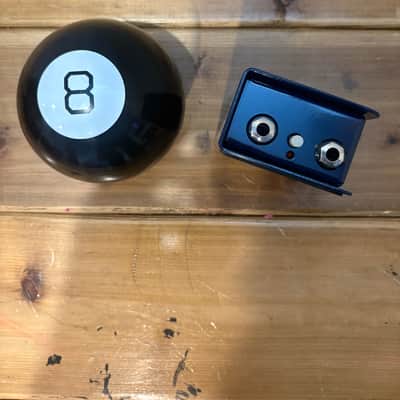 Radial Pro48 Active Direct Box 2015 - Blue image 4