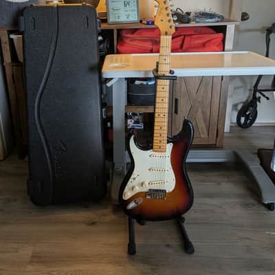 Fender American Ultra Stratocaster LEFT HAND 2021-2023 - 3 Color Sunburst image 13