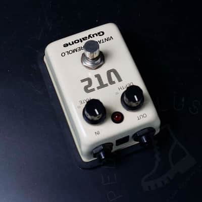 Guyatone VT2 Vintage Tremolo 1996 - White image 3