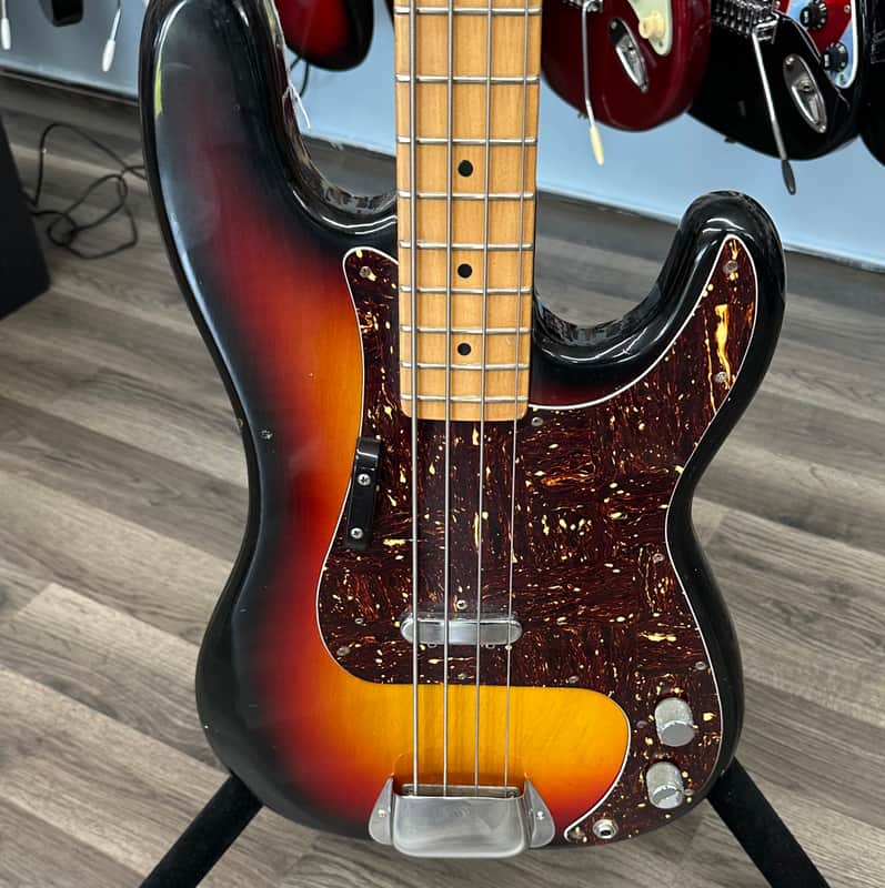 Univox Tele bass 1970s - Sunburst image 1