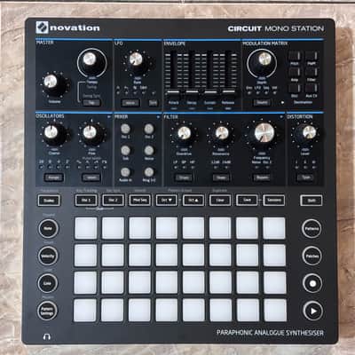Novation [NOS - New Old Stock] Circuit Mono Station - Paraphonic Analogue Synthesizer 2017 - 2021 - Complete with Box, Manual, Cables, Adaptor image 4