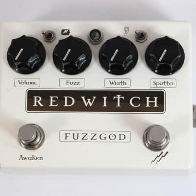 Red Witch Fuzz God Ii [Fg072107] (08/03) image 2