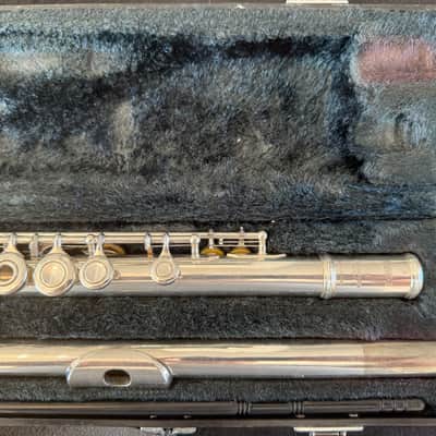 Yamaha 281/282 Flute - Open Hole - Cleaned, Adjusted, Ready To Play! image 2