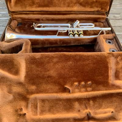 Bach 190S37 Stradivarius Series 50th Anniversary Bb Trumpet 2010s - Silver-Plated image 3