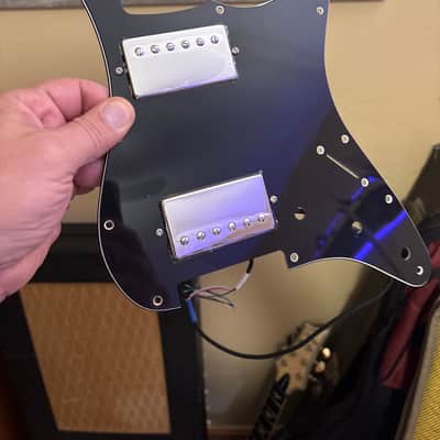 Fender Musiclilly Humbuckers 2020โs - Black/Chrome image 1