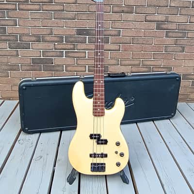 1985 Fender Jazz Bass Special Champagne Pearl image 10