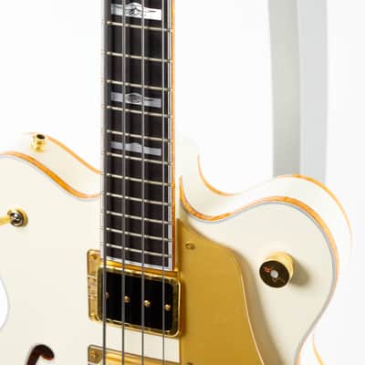Gretsch G6136B-TP Tom Petersson Signature Falcon Bass 2022 White image 5