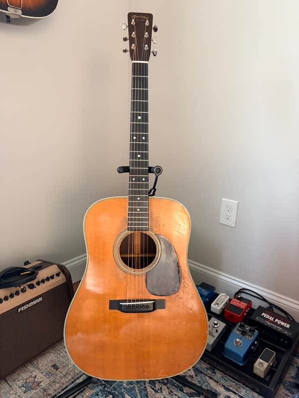 Martin D28 1955 - Natural image 1