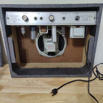 1964 Silvertone Model 1481 5-Watt 1x8 Guitar Combo Amplifier image 9