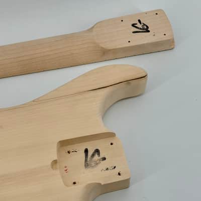 LOCKE Custom “HFT” Hot For Teacher EVH Little Guitars Short Scale Body & 5150 Banana Neck =\//-/= image 9