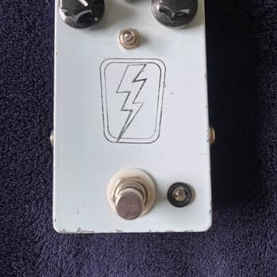 JHS SuperBolt V1 2012 - 2015 - White image 1